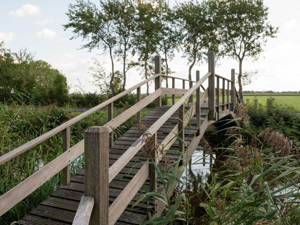 Apartment In Sint Maartensbrug With Garden Luaran gambar